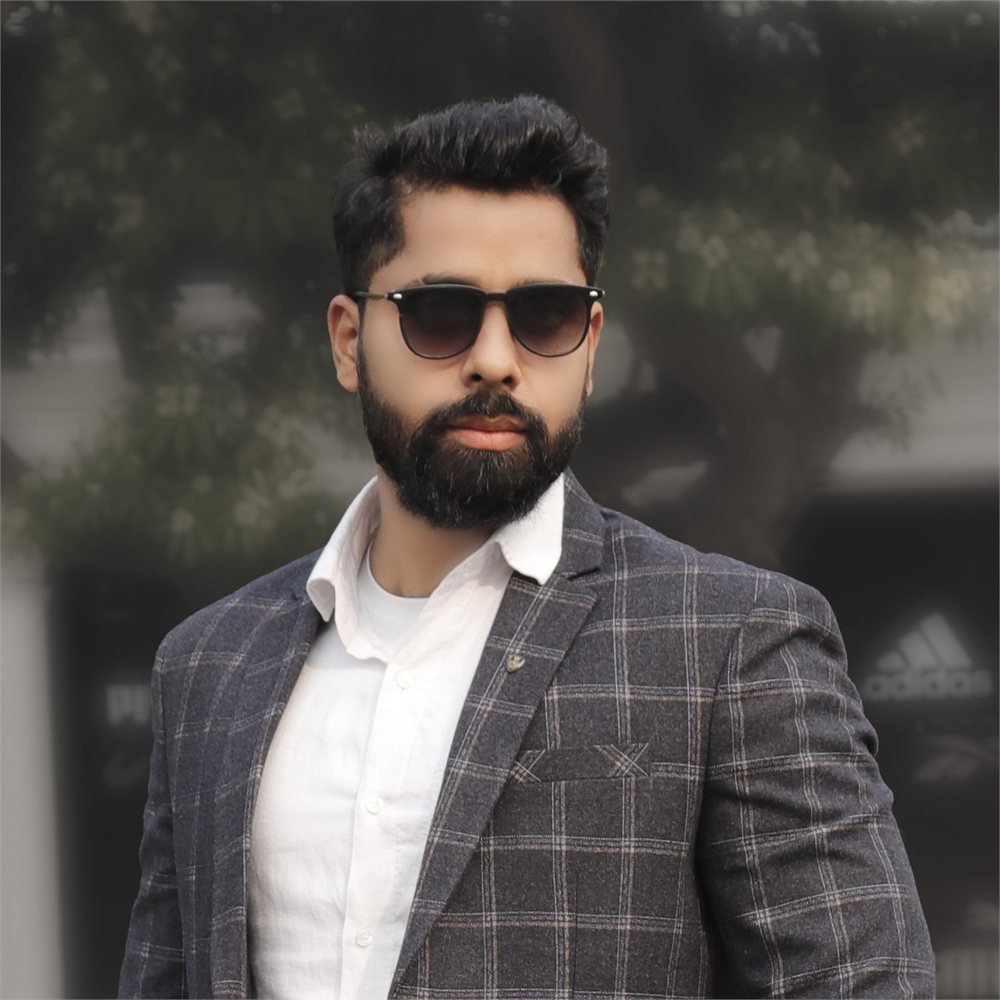 Sarsa Raja, Textile Graphic Design Manager